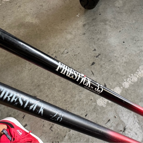 Wilson 2 pc set The whale  and killer whale
Right handed / graphite shafts - Picture 3 of 11